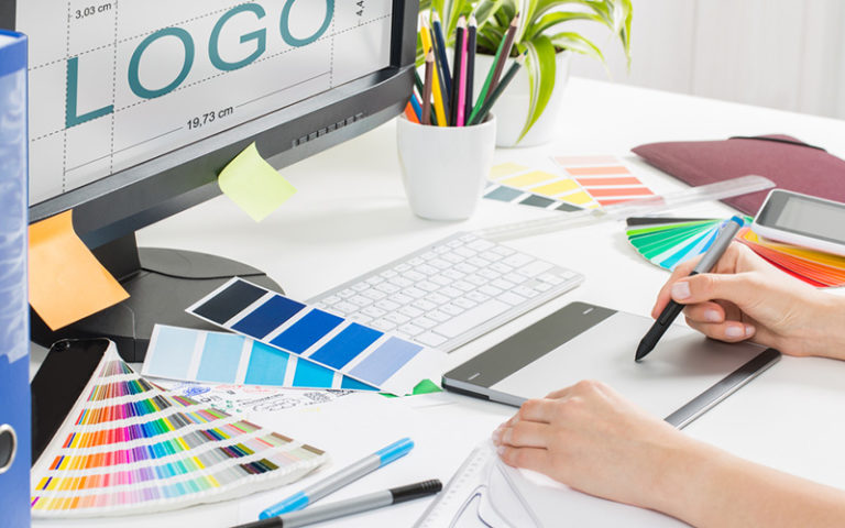 Use-The-Right-Tools-For-Logo-Design